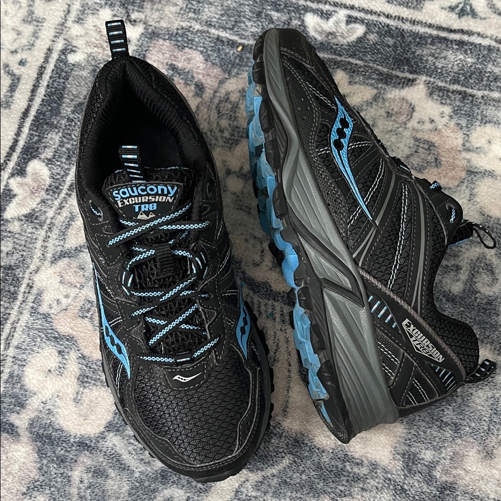 Saucony Excursion Black and Light Blue Trail Shoes